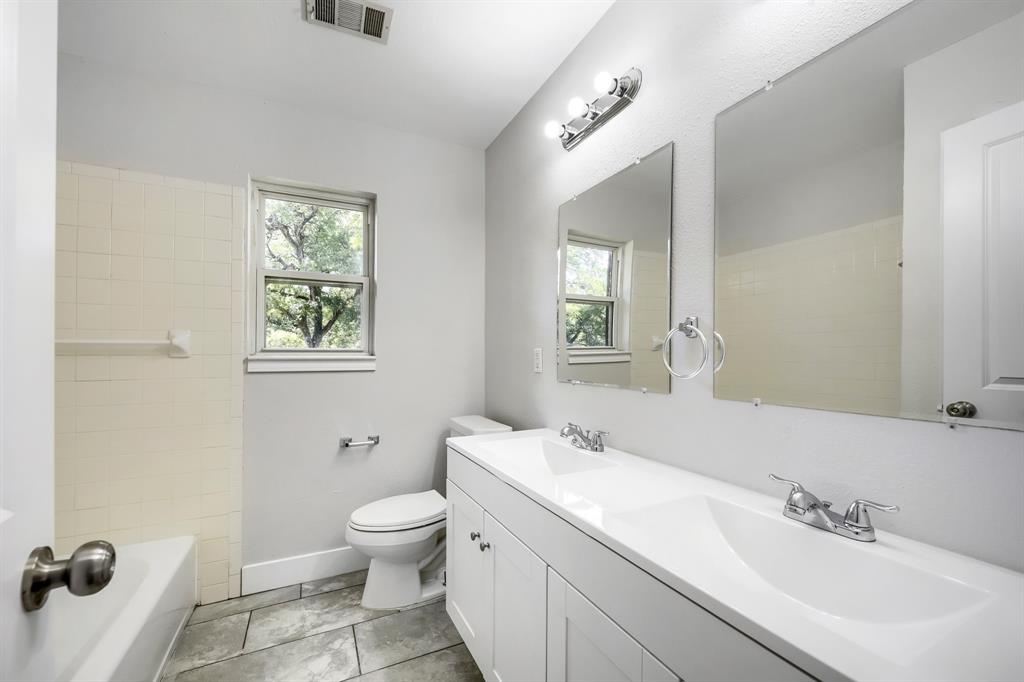 11016 Lippitt Avenue Property Photo 21