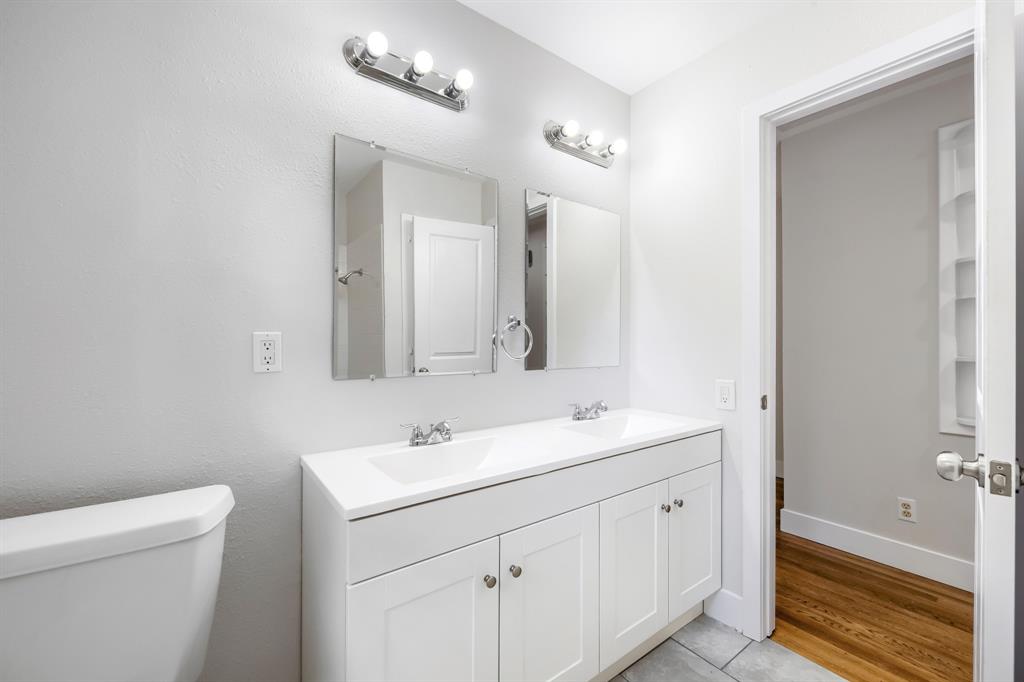 11016 Lippitt Avenue Property Photo 22