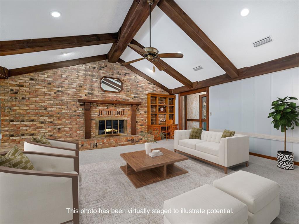 1639 Se Loop 456 Property Photo 11