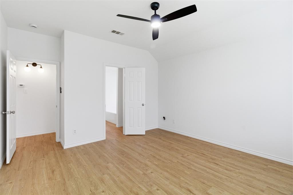 924 Bowie Drive Property Photo 13