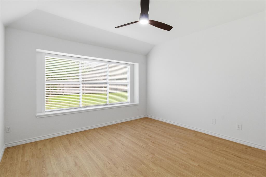 924 Bowie Drive Property Photo 14