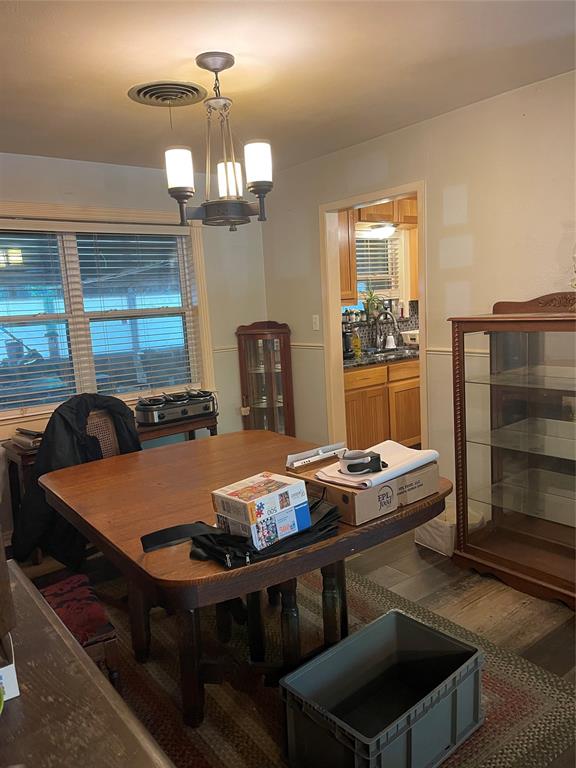 1005 Gary Street Property Photo 7
