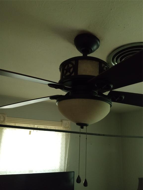 1005 Gary Street Property Photo 16