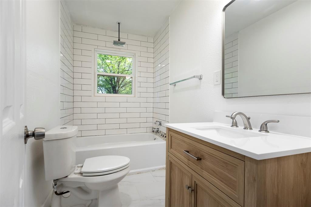 9532 Musgrave Drive Property Photo 6