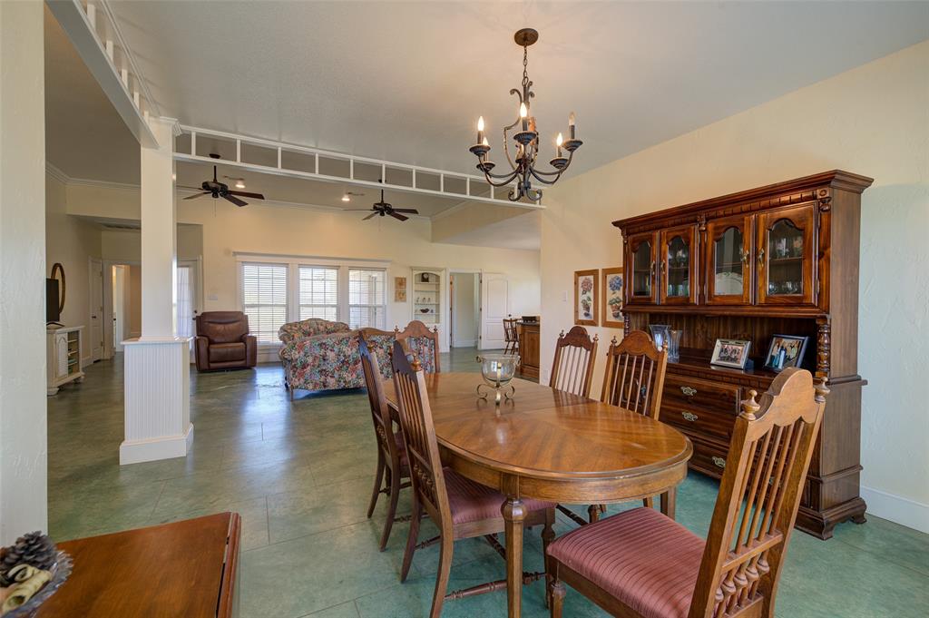 1211 W Fm 922 Property Photo 9