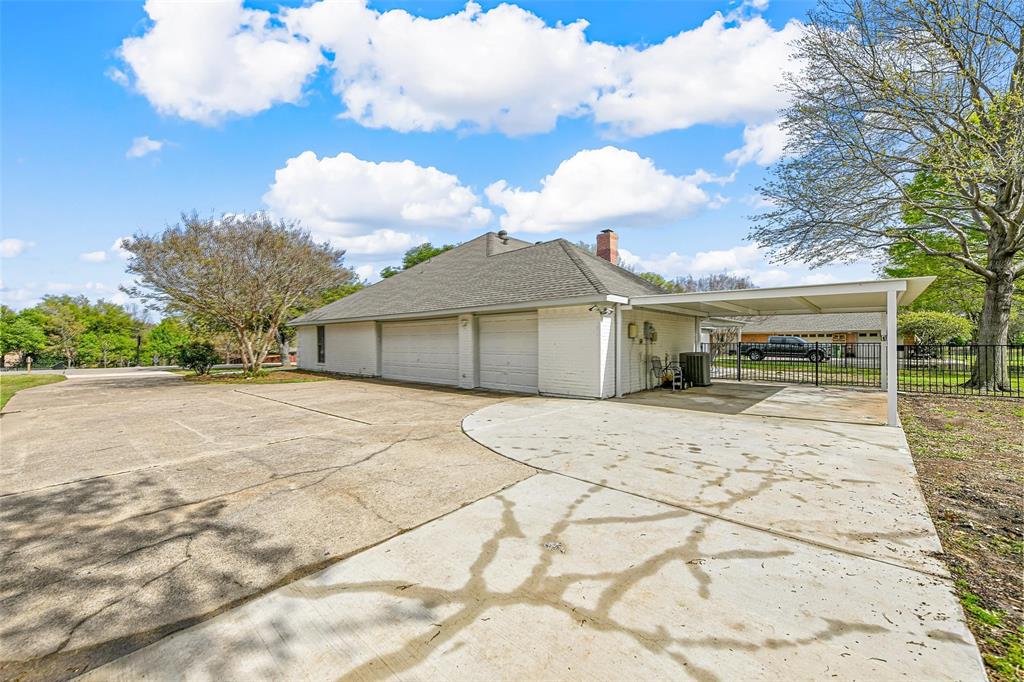303 Riva Ridge Property Photo 33