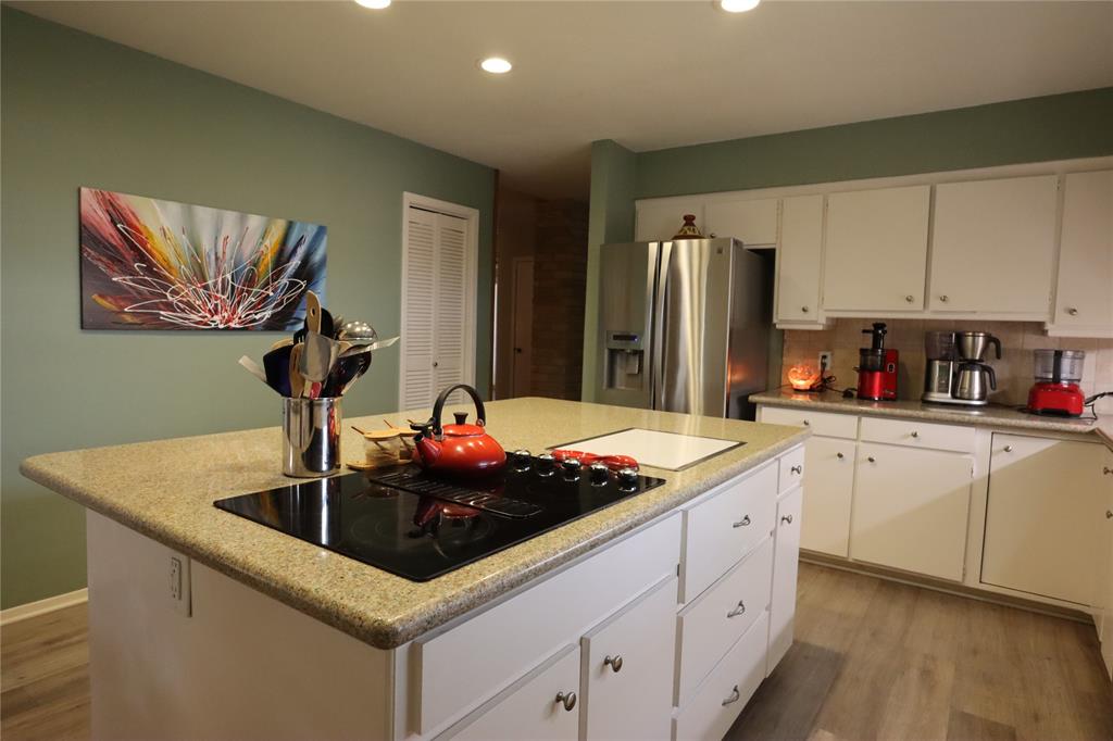 5421 Benbridge Drive Property Photo 15
