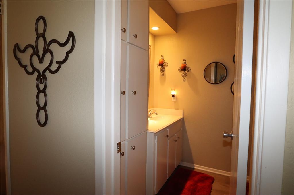 5421 Benbridge Drive Property Photo 22