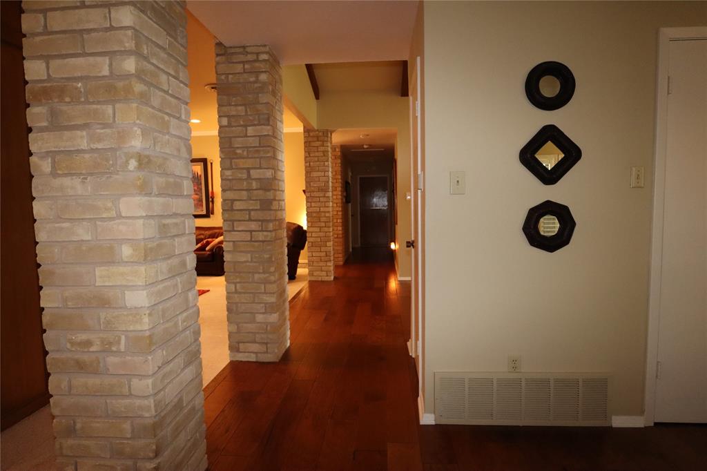 5421 Benbridge Drive Property Photo 23