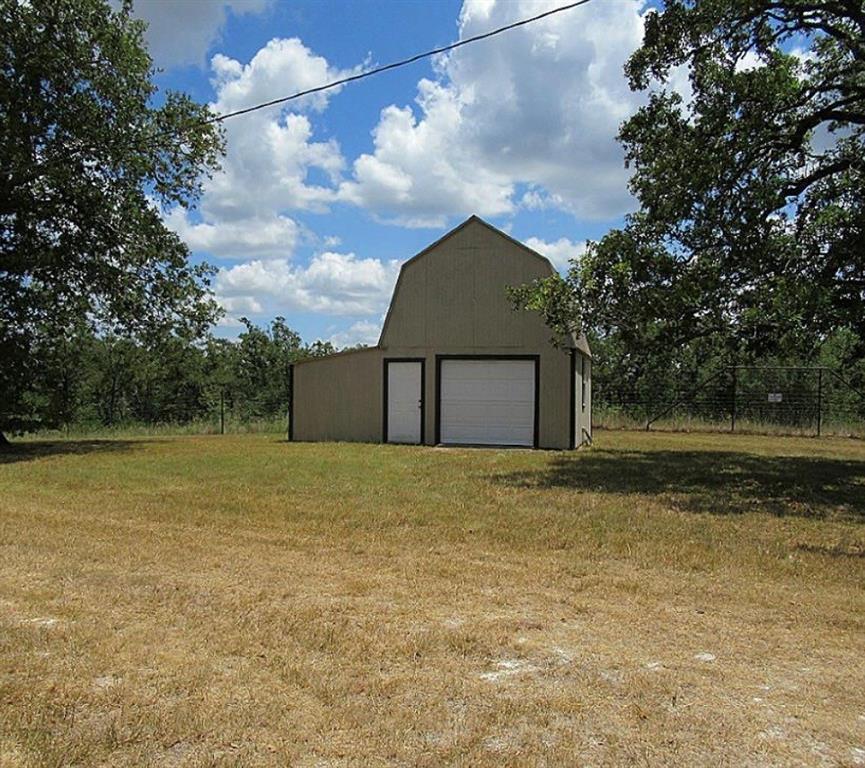 17470 Private Road 4016 Property Photo 9