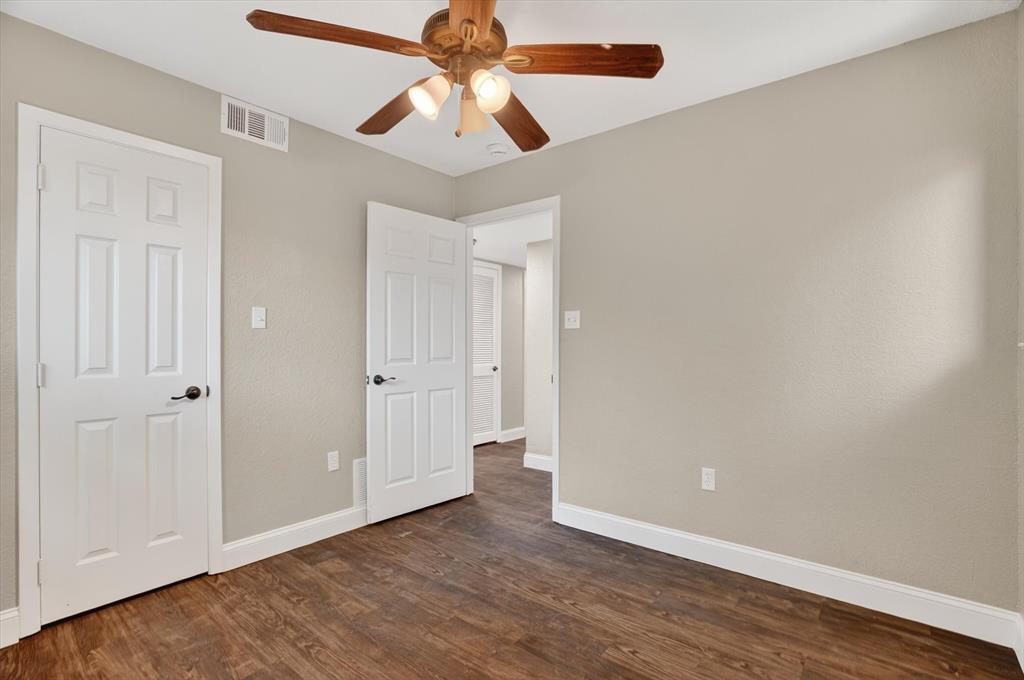 102 Live Oak Lane Property Photo 13
