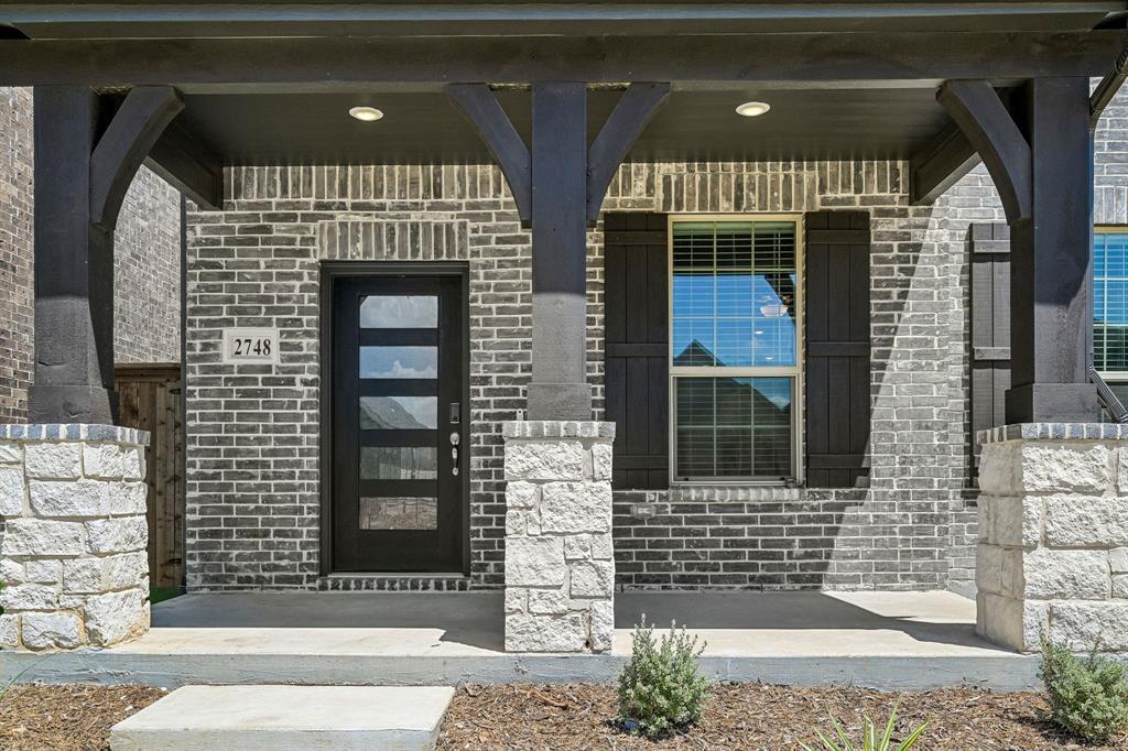 2748 Teton Street Property Photo 4
