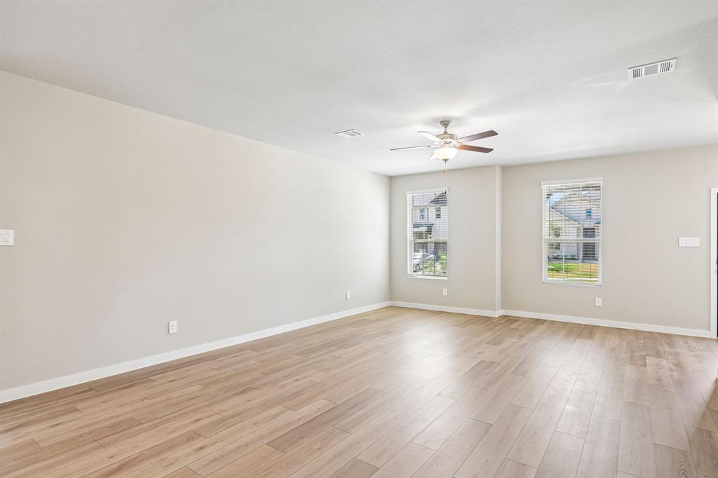 2748 Teton Street Property Photo 7