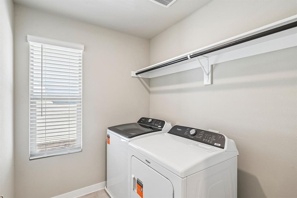 2748 Teton Street Property Photo 23
