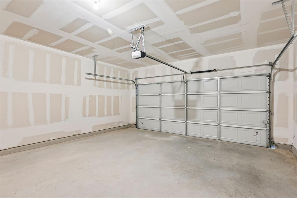 2740 Teton Street Property Photo 33