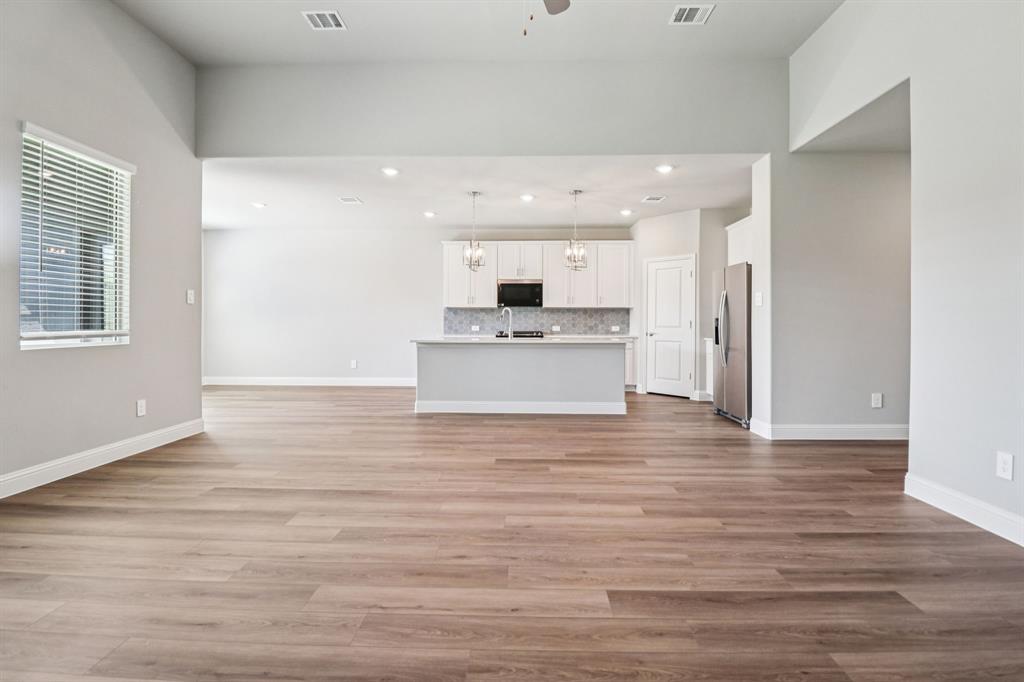 1318 Winters Way Property Photo 1