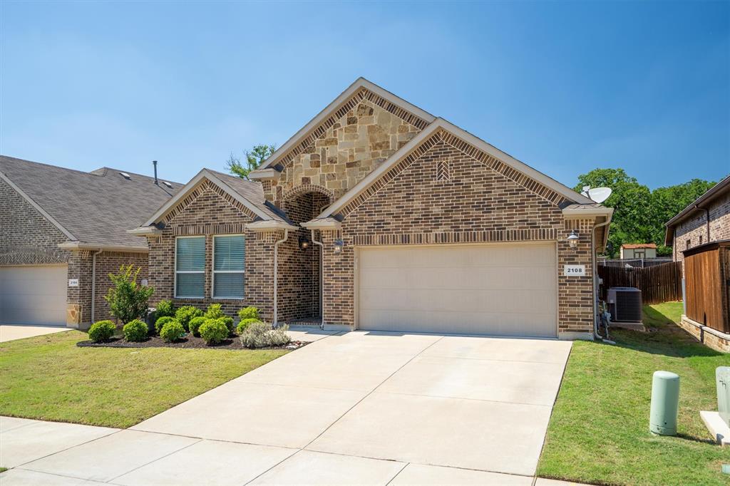 2108 Moonsail Lane Property Photo 3