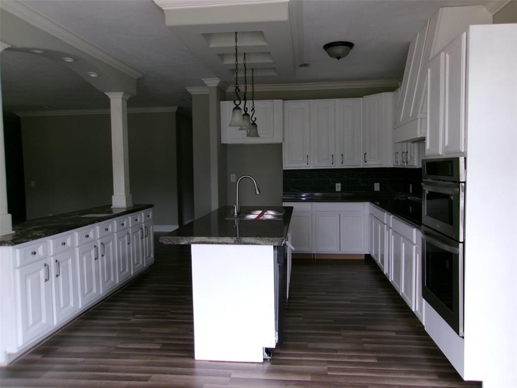 810 Williams Road Property Photo 4
