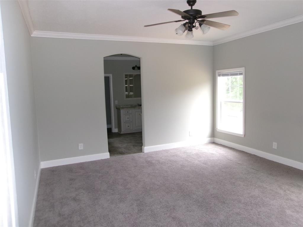 810 Williams Road Property Photo 6