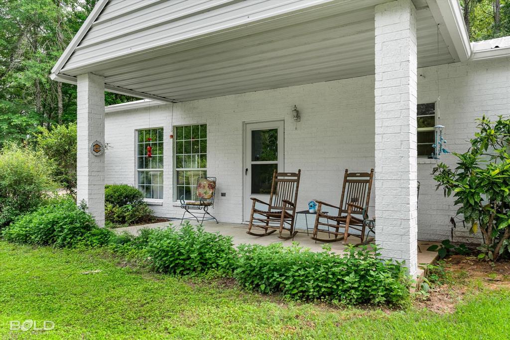 120 Gray Circle Property Photo 10
