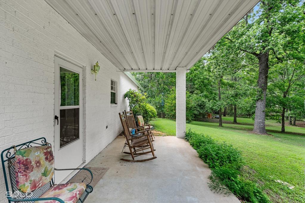 120 Gray Circle Property Photo 11