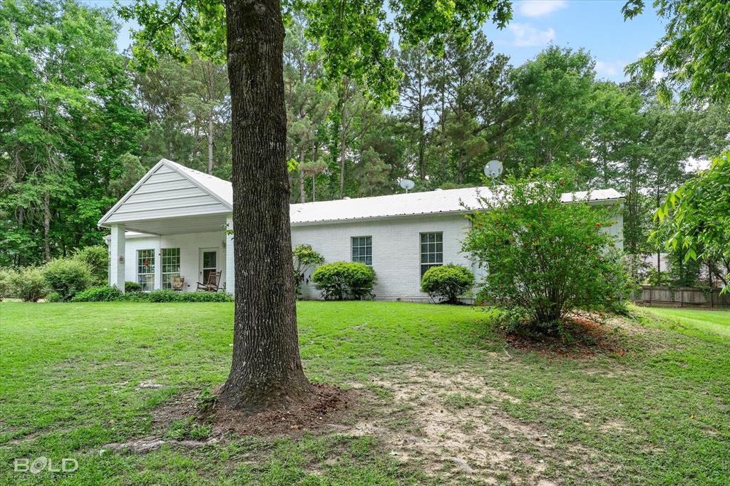 120 Gray Circle Property Photo 13