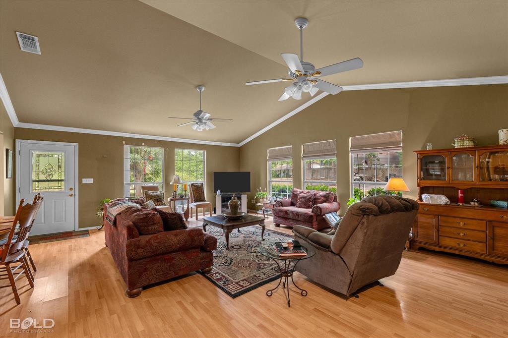 120 Gray Circle Property Photo 16