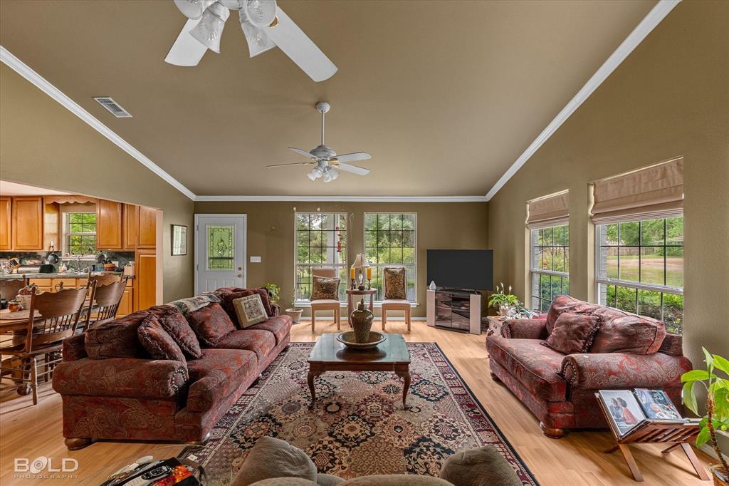 120 Gray Circle Property Photo 17