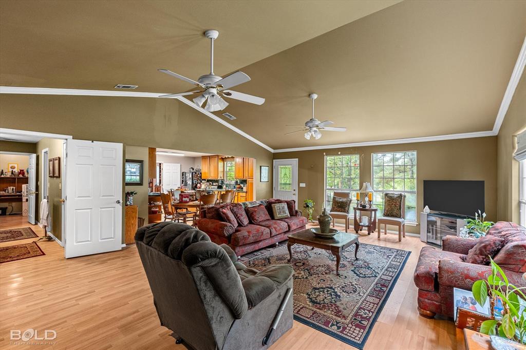 120 Gray Circle Property Photo 18