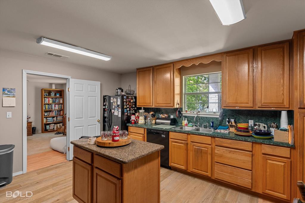 120 Gray Circle Property Photo 24