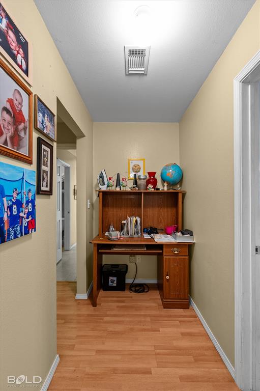 120 Gray Circle Property Photo 32