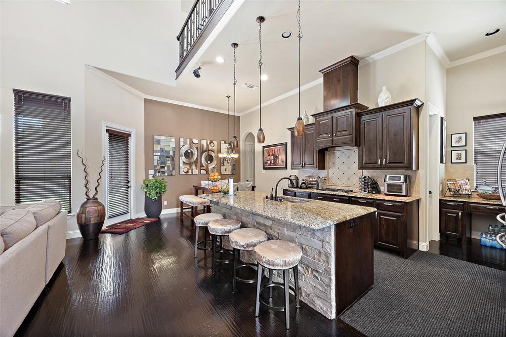 1010 Burnet Drive Property Photo 7