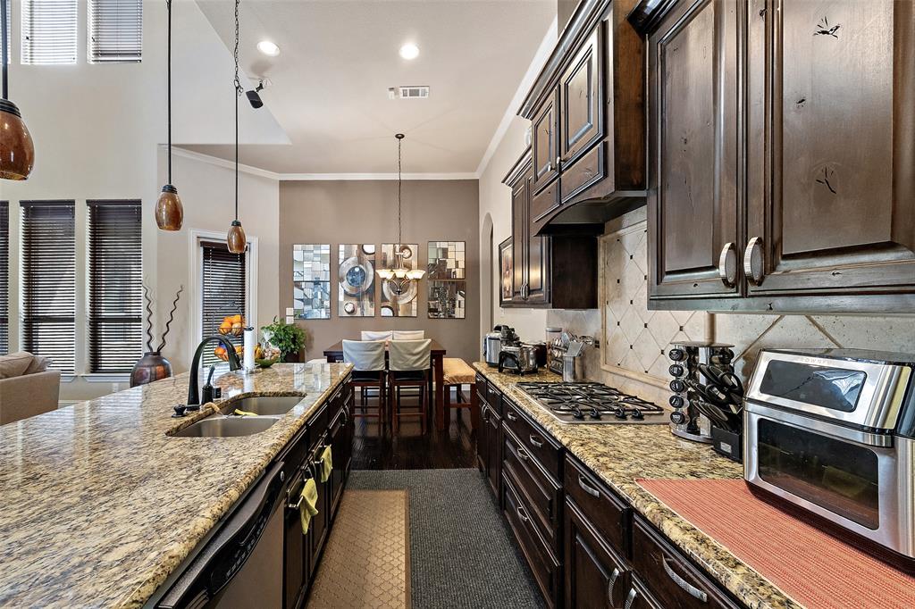 1010 Burnet Drive Property Photo 8