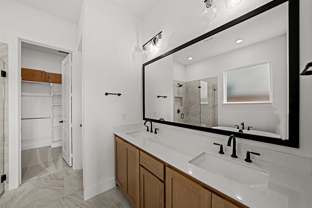 3512 Strand Lane Property Photo 10