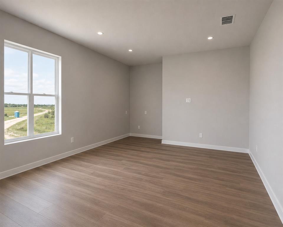 2800 Southbay Circle Property Photo 19