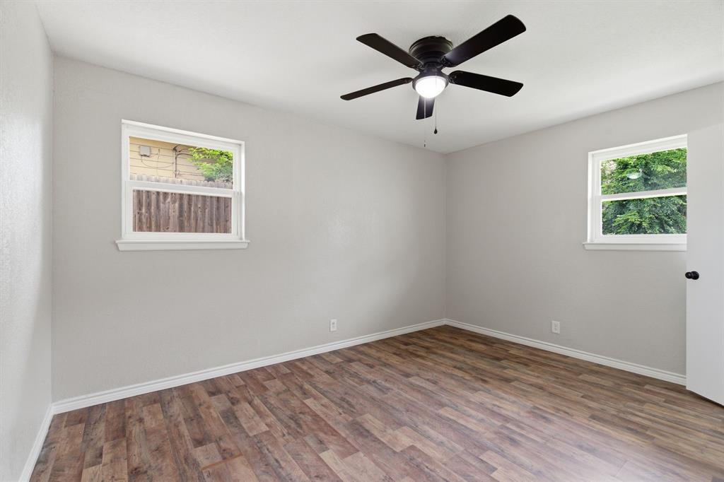 1900 Charleston Drive Property Photo 16