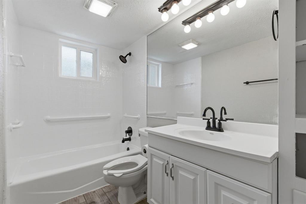 1900 Charleston Drive Property Photo 20