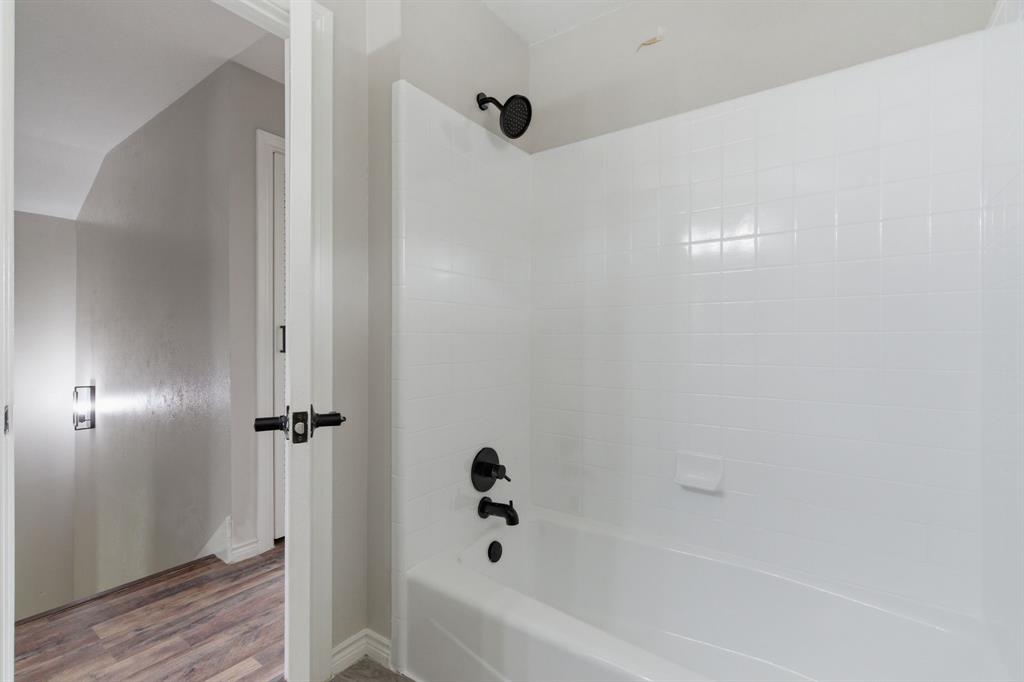 1900 Charleston Drive Property Photo 24