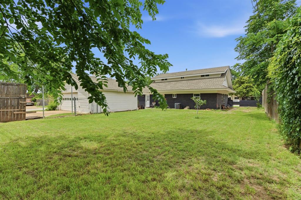 1900 Charleston Drive Property Photo 28