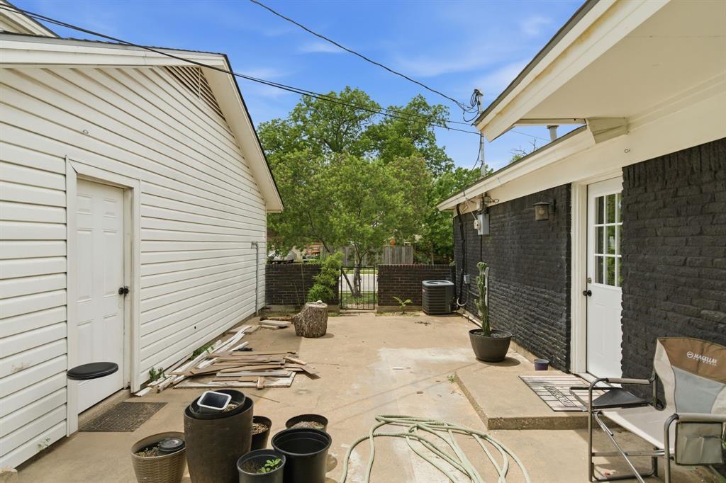 1900 Charleston Drive Property Photo 30