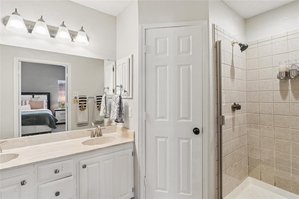 4405 Durango Lane Property Photo 18