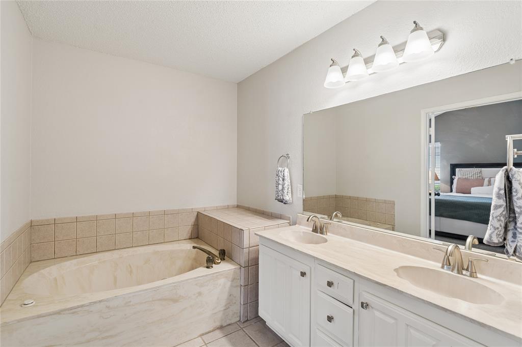 4405 Durango Lane Property Photo 19