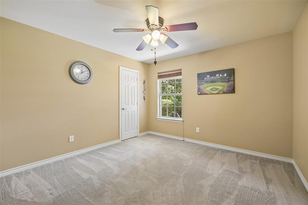 621 W Windsor Drive Property Photo 17