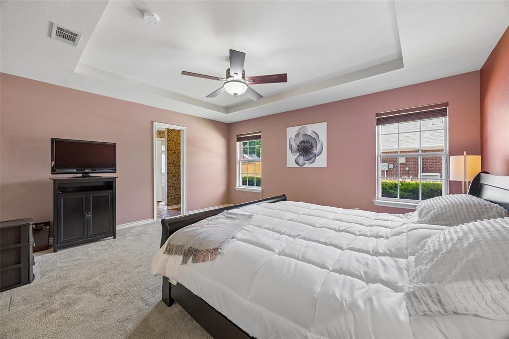 621 W Windsor Drive Property Photo 18