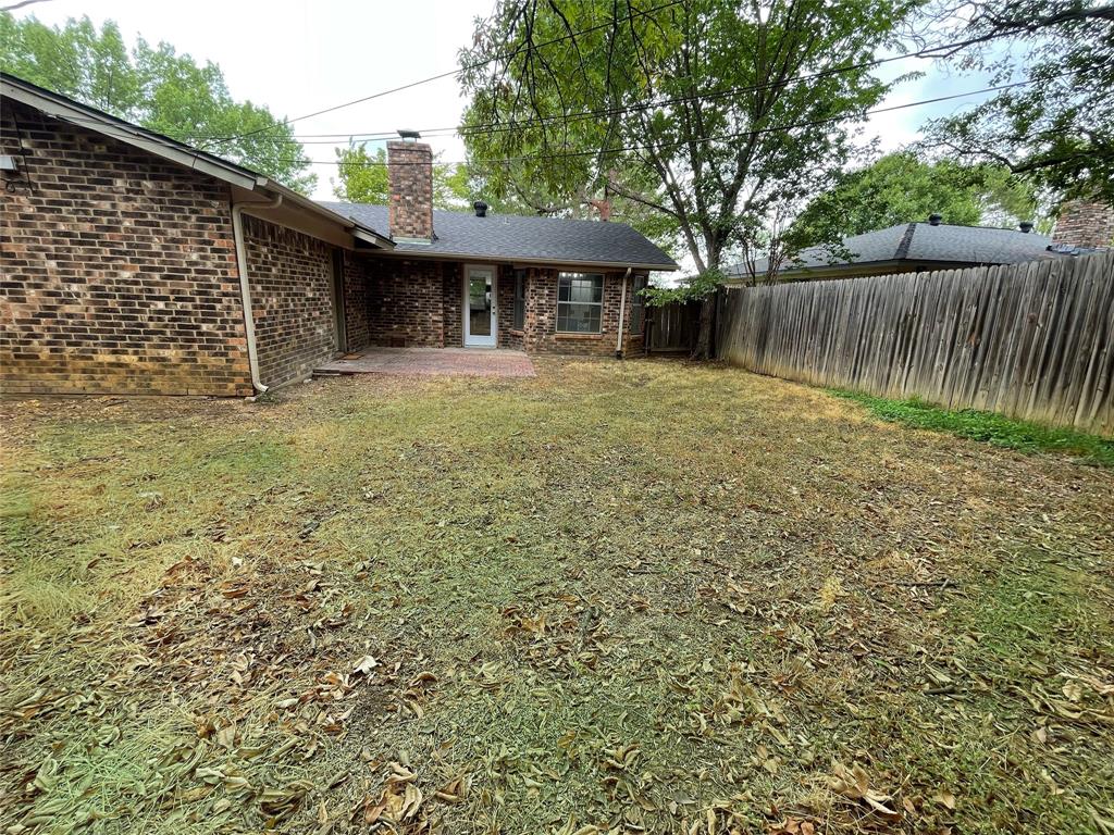 2003 Ford Street Property Photo 33