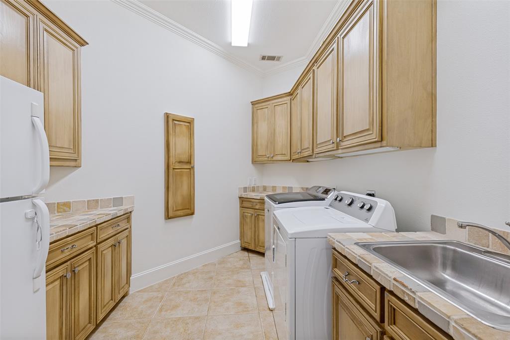 5167 Lorraine Drive Property Photo 35