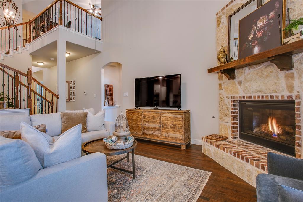 1209 Yarrow Street Property Photo 4