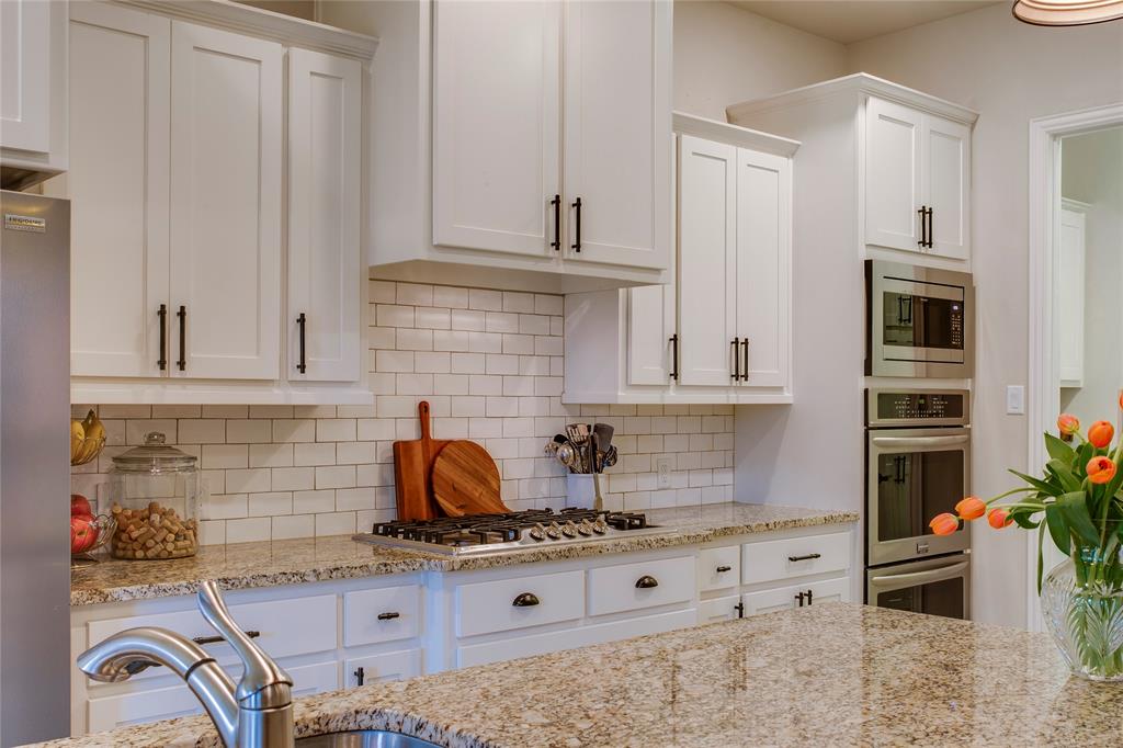 1209 Yarrow Street Property Photo 6