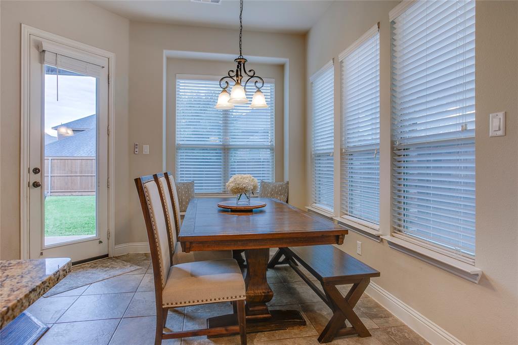 1209 Yarrow Street Property Photo 10