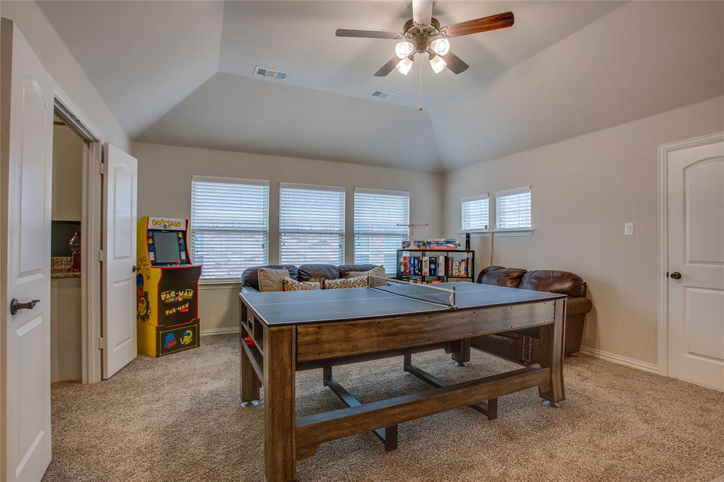 1209 Yarrow Street Property Photo 17
